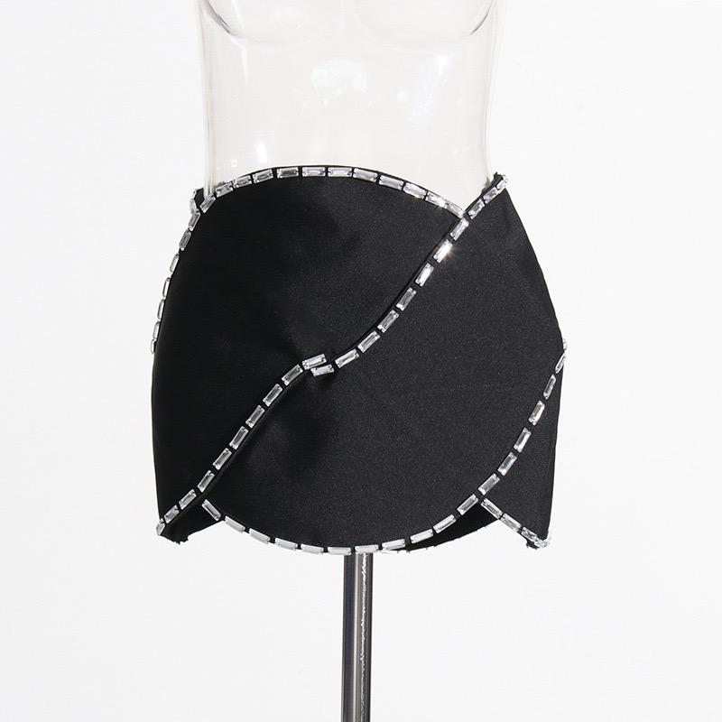 Suit The Occasion - UKAI